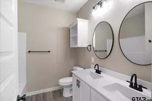 16226 Crossing Cir, Lindale, TX 75771 - Photo 28