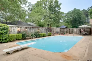 2405 Bentwood Dr, Palestine, TX 75803 - Photo 40