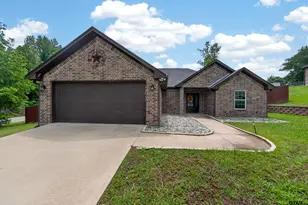 13631 Gena Dr, Tyler, TX 75709 - Photo 2