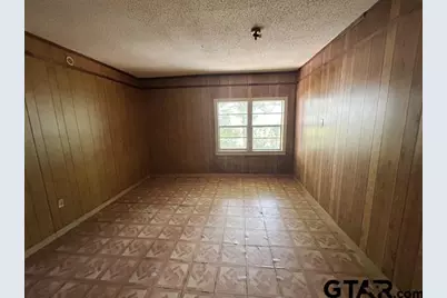 1308 N Whitten Ave, Tyler, TX 75702 - Photo 10