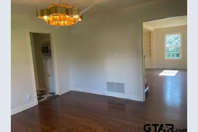 114 E Second, Tyler, TX 75701 - Photo 18