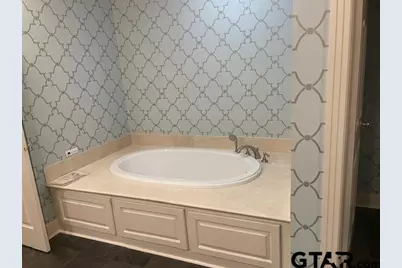 114 E Second, Tyler, TX 75701 - Photo 28