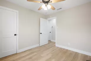 329 Lone Star Ln, Hideaway, TX 75771 - Photo 32