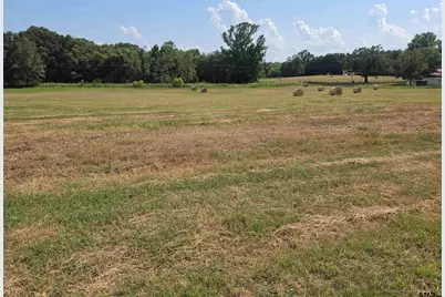 22479 Old Tyler Road, Troup, TX 75789 - Photo 10