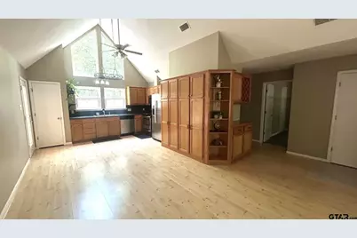 2055 Valleywood Trail, Holly Lake Ranch, TX 75765 - Photo 8