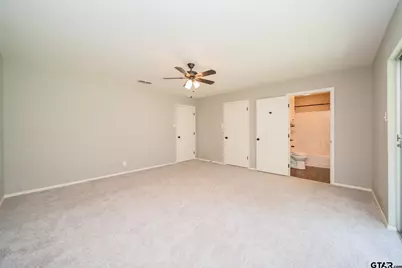 317 E Robinwood, White Oak, TX 75693 - Photo 24