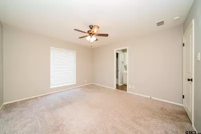 317 E Robinwood, White Oak, TX 75693 - Photo 30