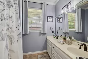 1448 W Tanglewood Dr, Hideaway, TX 75771 - Photo 16