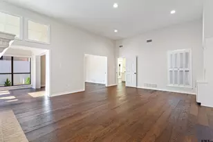 842 Ashford Ct, Tyler, TX 75703 - Photo 4