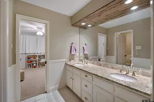 807 Fox Cove St, Tyler, TX 75703 - Photo 32