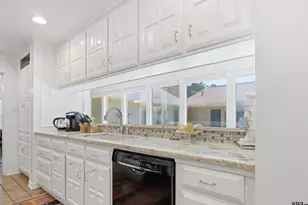 7000 Hollytree Cir, Tyler, TX 75703 - Photo 14