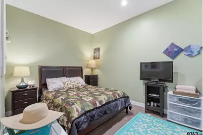 729 W Broad St, Oakwood, TX 75855 - Photo 18