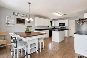 268 Cass Cir, Flint, TX 75762 - Photo 10