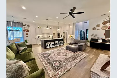 4196 Palo Pinto Creek Cir, Tyler, TX 75703 - Photo 8