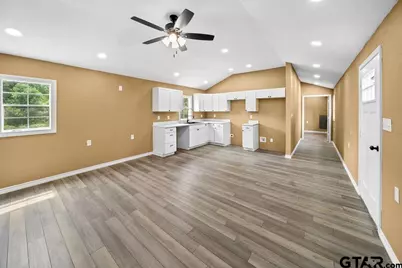 3730 Deer, Gilmer, TX 75644 - Photo 8
