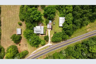 529 E Fm 323, Palestine, TX 75801 - Photo 36