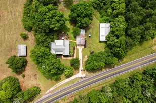 529 E Fm 323, Palestine, TX 75801 - Photo 36