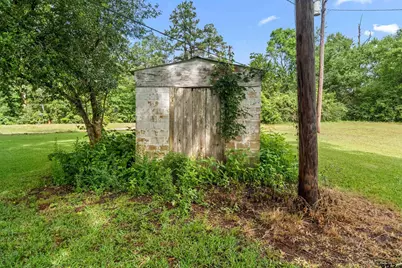 529 E Fm 323, Palestine, TX 75801 - Photo 32