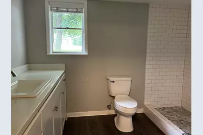 706 Inwood Dr, Palestine, TX 75801 - Photo 6