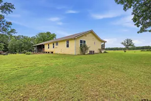 2544 Co Rd 1412, Bogata, TX 75417 - Photo 4