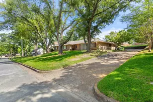 1023 Wilmington Pl, Tyler, TX 75701 - Photo 2