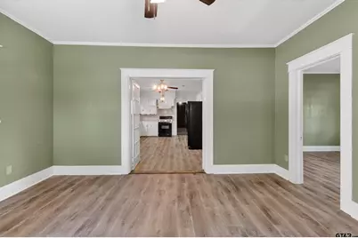 101 E College St., Big Sandy, TX 75755 - Photo 10