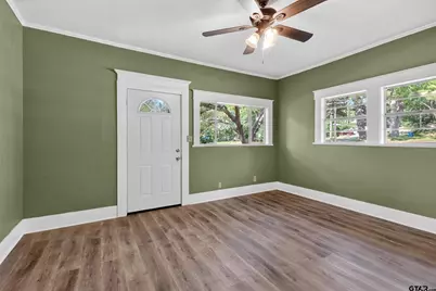 101 E College St., Big Sandy, TX 75755 - Photo 12