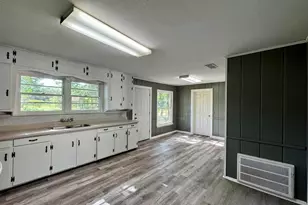 1725 S Mahon, Tyler, TX 75701 - Photo 8