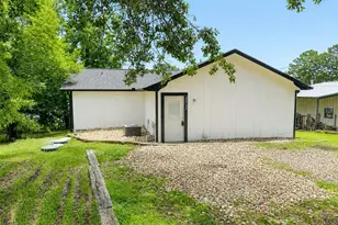 22733 Creekwood Dr, Flint, TX 75762 - Photo 12
