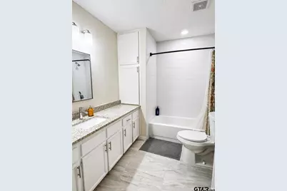 22733 Creekwood Dr, Flint, TX 75762 - Photo 10