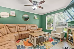 208 Richardson St, Longview, TX 75602 - Photo 2