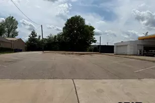 411 Hwy 110 N, Whitehouse, TX 75791 - Photo 1