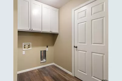 514 Juanita, Chandler, TX 75758 - Photo 32