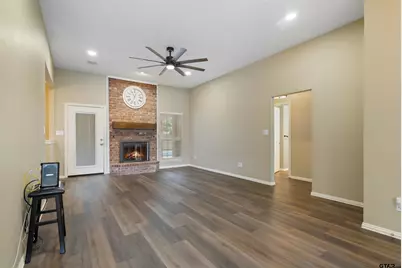 514 Juanita, Chandler, TX 75758 - Photo 12