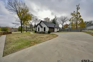 12109 Oak Grove, Lindale, TX 75771 - Photo 32