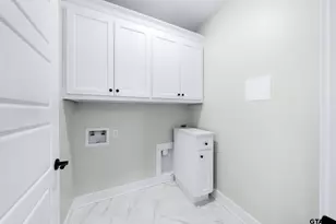213 Turman St, Mineola, TX 75773 - Photo 32