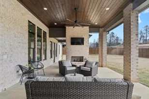 205 SHORTLEAF LN, Longview, TX 75605 - Photo 40