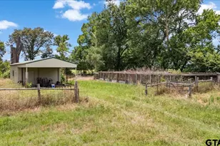 1423 An County Road 469, Palestine, TX 75803 - Photo 14