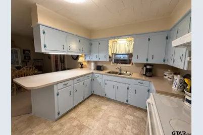 306 Floyd St, Winnsboro, TX 75494 - Photo 6