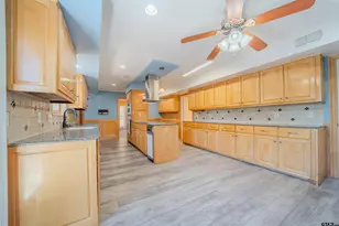1416 Lazy Ln, Longview, TX 75604 - Photo 4
