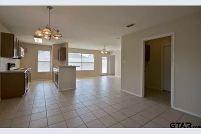 703 Memory Ln, Whitehouse, TX 75791 - Photo 4