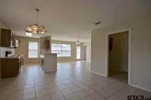 703 Memory Ln, Whitehouse, TX 75791 - Photo 4