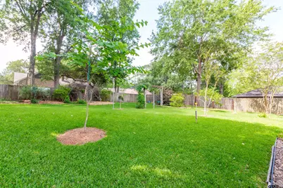 604 Hampshire St, Longview, TX 75605 - Photo 36