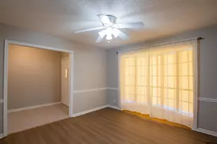 604 Hampshire St, Longview, TX 75605 - Photo 8