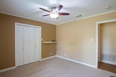 604 Hampshire St, Longview, TX 75605 - Photo 18