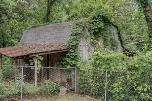 1085 Pyeatt Rd, Gladewater, TX 75647 - Photo 40