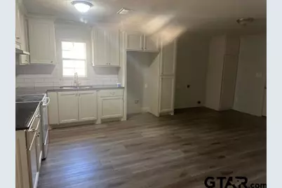 1216 S Glenwood Blvd, Tyler, TX 75701 - Photo 4