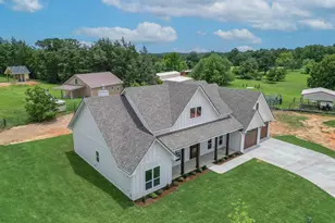 17512 Sugar Blf Ln, Flint, TX 75762 - Photo 2