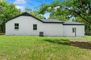 205 Hollywood St, Arp, TX 75750 - Photo 34