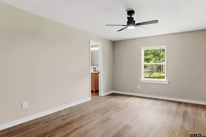 205 Hollywood St, Arp, TX 75750 - Photo 20